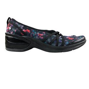 BZees Women's Size 11M Melody Black Multi Floral Print Wedge Heel Slip On Pumps